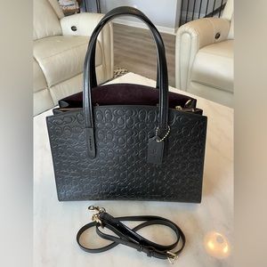 Coach Charlie Carryall